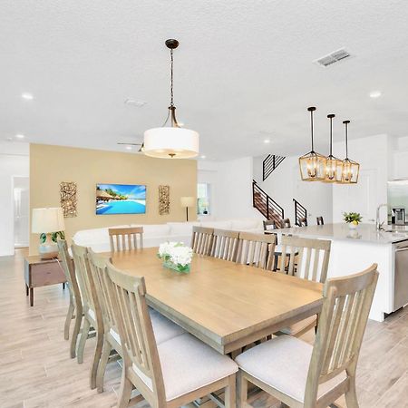 Stunning 9Br Home - Family Resort With Private Pool, Hot Tub, Games Room And Bbq! Киссимми Экстерьер фото